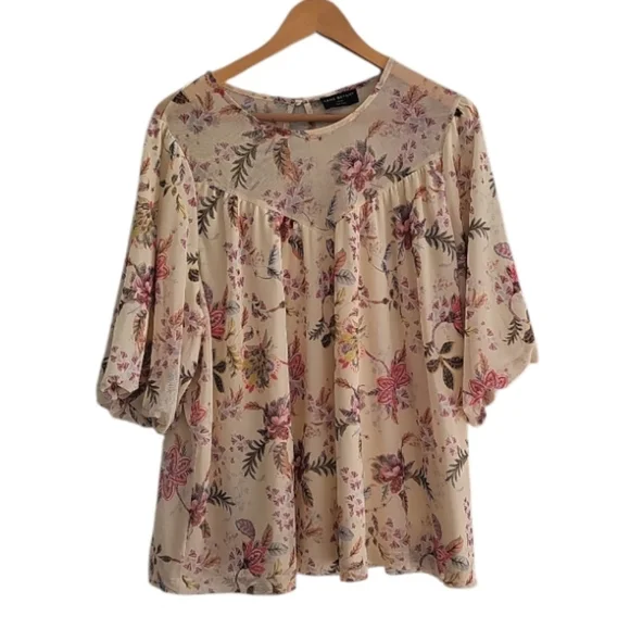 Lane Bryant Buttercup Yellow Floral Blouse Sz 18/20 Flowy Top Romantic Spring - Picture 1 of 14